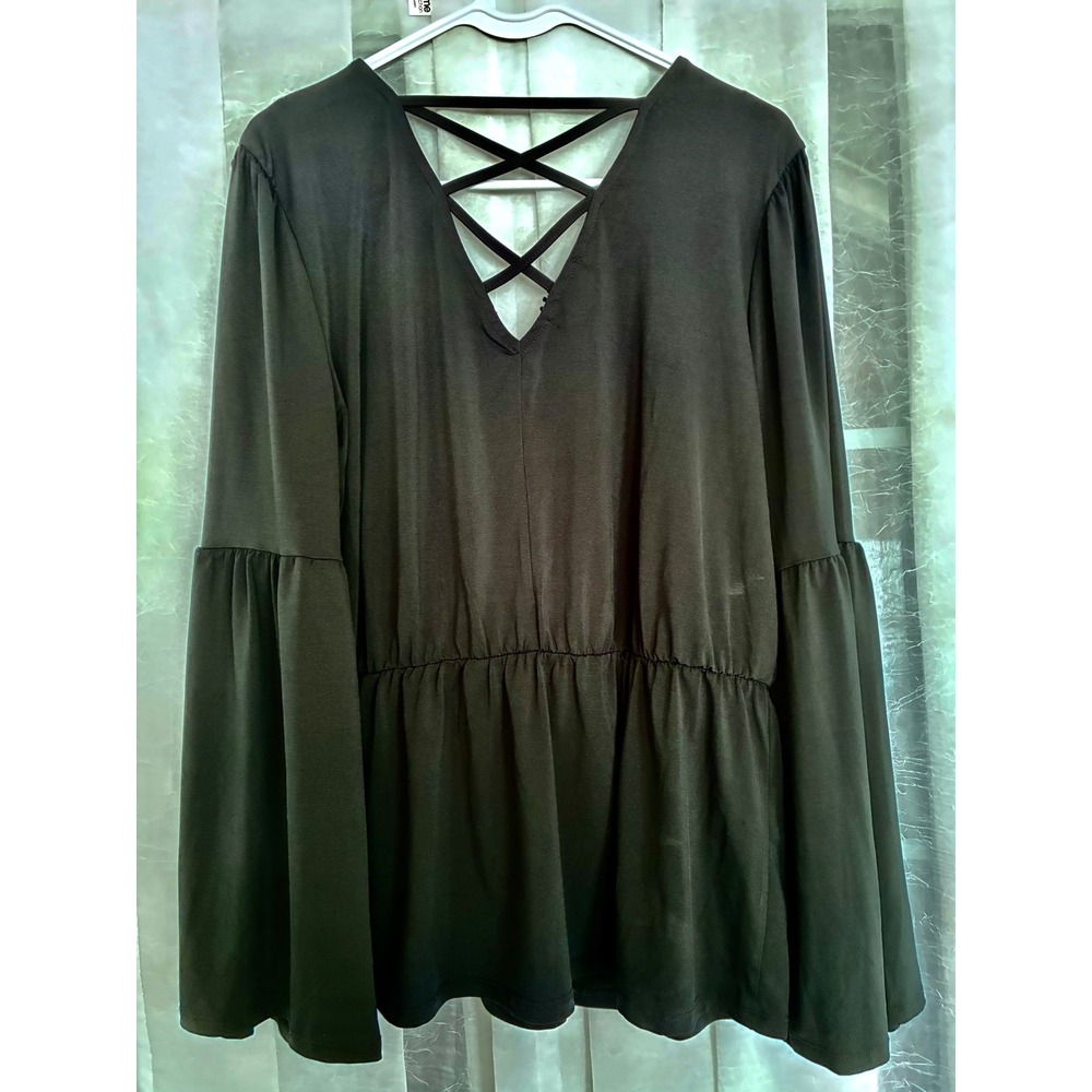 Maurices Black Lace V-Neck Bell Sleeve Strappy Back Peplum Top Boho Goth - Picture 4 of 6